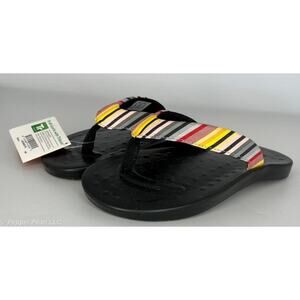 Flip Flop Thong Sandal Yellow Womens Size 7.5 to 8 Soft Science Waterfall Palm